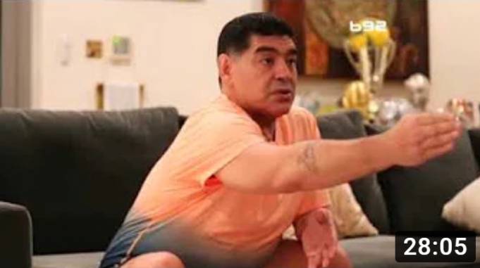 (VIDEO) MARADONA IMA NASLEDNIKA, ALI BUKVALNO! Uzeo je loptu na 40 metara, nanizao 5-6 igrača, golmana i zabio, BAŠ KAO EL PIBE ENGLEZIMA U MEKSIKU!